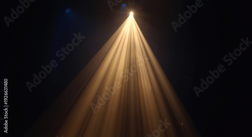 Divine light rays shining t...