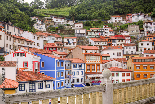 Canvas Print Vista panorámica de Cudillero en Asturias desde un mirador