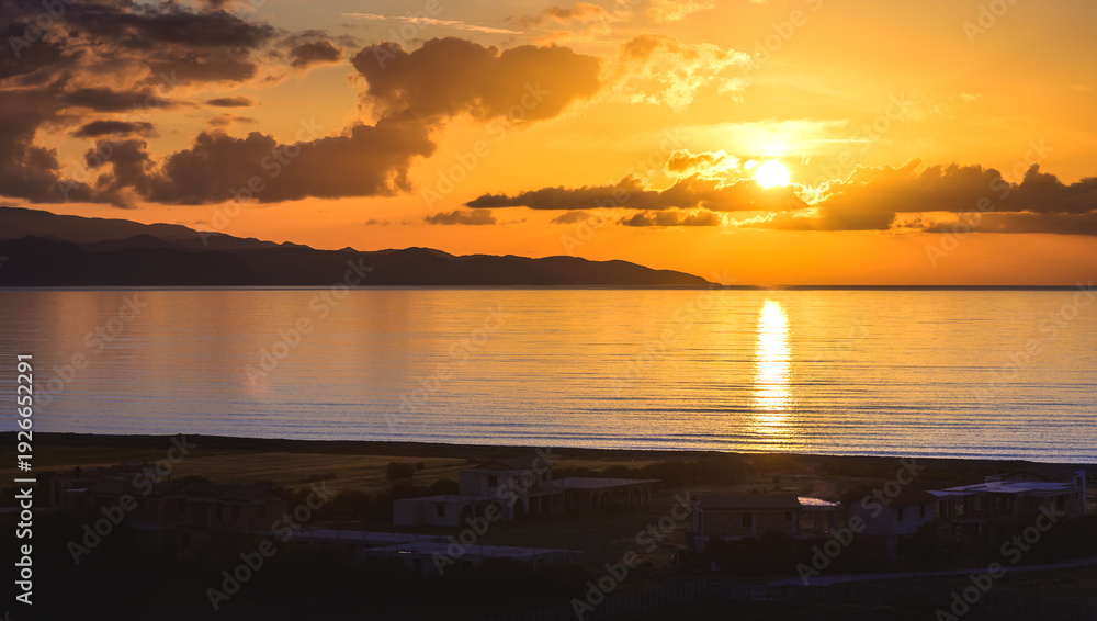 Obraz premium Beautiful sunset over Morphou Bay Gaziveren Cyprus Mediterranean Sea