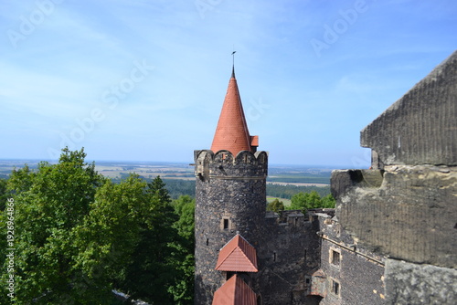 Wallpaper Mural Późnogotycki zabytkowy Zamek Grodziec. gmina Zagrodno, Dolny Śląsk, Polska, Europa Torontodigital.ca