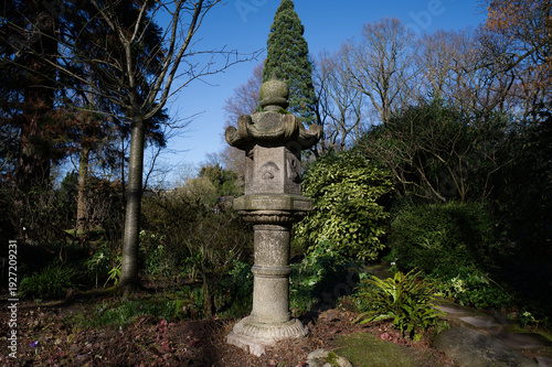 Steinlaterne im Japanischen Garten Leverkusen.