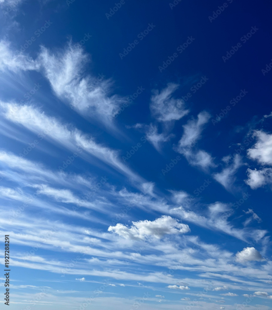 Obraz premium blue sky with clouds