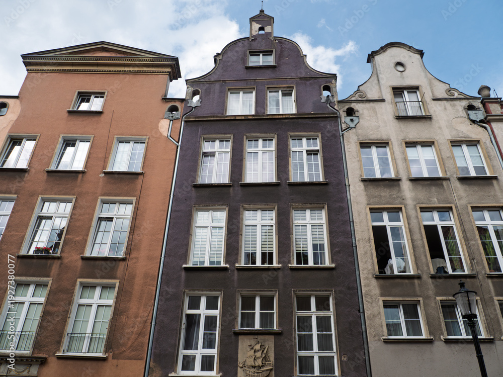 Fototapeta premium Historic Architecture Along a Charming Street in Danzig