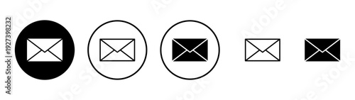 Mail icon vector. email sign and symbol. E-mail icon. Envelope icon