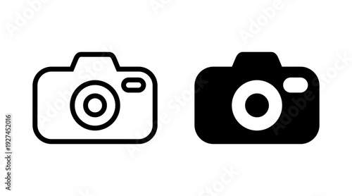 Camera icon set vector. photo camera sign and symbol. photography icon.