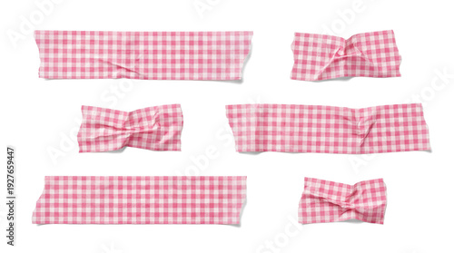 Foto set of pink and white checkered gingham washi tape pieces, wrinkled and applied, isolated on a transparent background, for creative crafting and design
