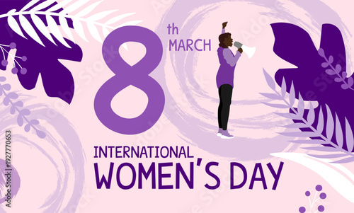 International women day illustration - femme noire avec une mega phone et le poing en l'air - décors abstrait et feuilles de palmiers