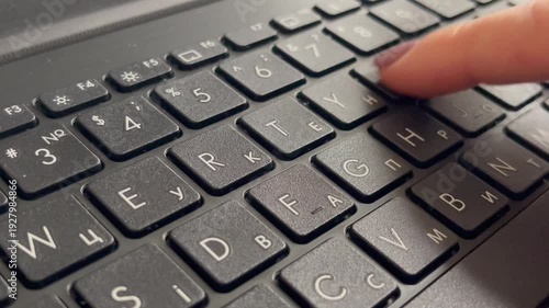 hand on keyboard