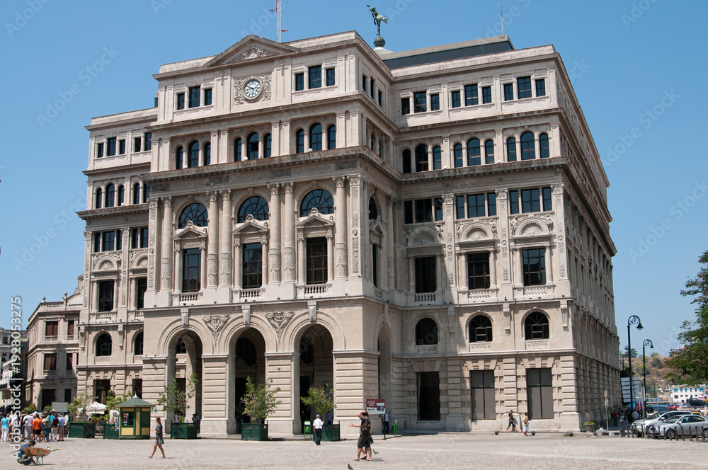 Obraz premium Stock exchange Building in Habana