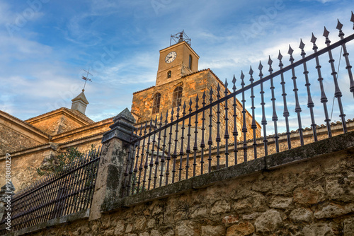 Foto View of the Collegiate Church of Our Lady of the Assumption in Pastrana, Guadala