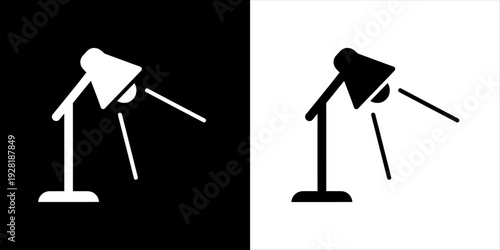 Simple illuminated desk lamp icon offering clear digital lighting representation