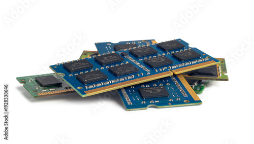 Memory modules showing DRAM technology and types including DDR and SODIMM reflecting current market shortage