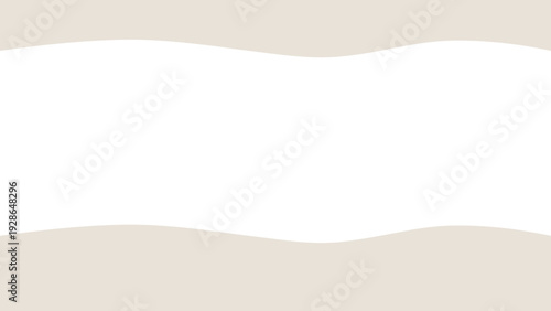 やわらかい波ラインのWebセクション背景 ベージュカラーの横帯デザイン。くすみカラーのシンプルな波型フレーム、ミニマルなデザインのバナー・プレゼン資料用背景。Abstract beige wave background.