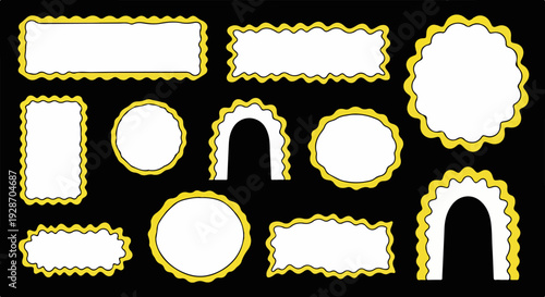 검은색 배경 위에 노란색 물결 모양 테두리로 장식된 다양한 형태의 빈 프레임, 라벨 및 배지 디자인 요소 세트 일러스트레이션으로, 창의적인 콘텐츠 제작에 활용될 수 있습니다.