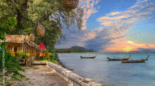 Valokuva Colourful Skies Sunset over Rawai Beach in Phuket island Thailand