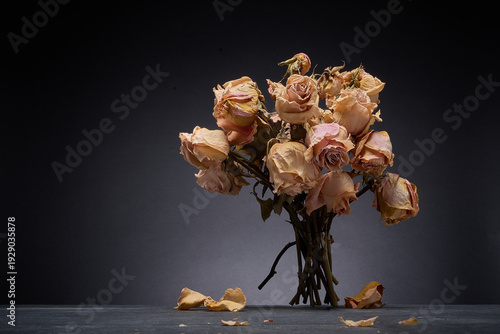Bouquet of dried flowers, roses