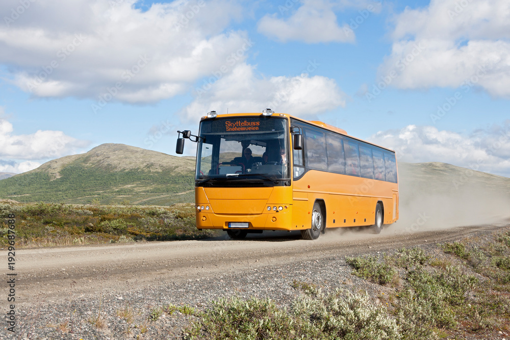 Fototapeta premium Bus to Snoheim (Dovrefjell-Sunndalsfjella National Park, Norway)