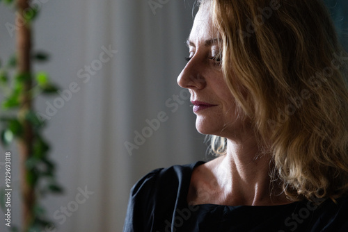 portrait of mature white woman Free Download portrait of mature white woman - GFXLoad