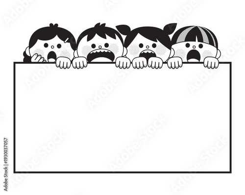 壁から覗き込む子供