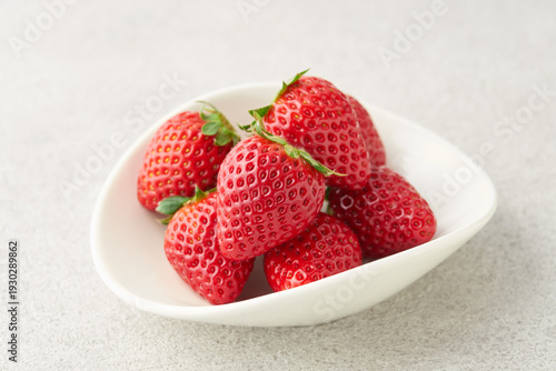 日本の苺のイメージ（あまりん）