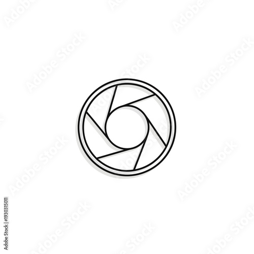 A black and white drawing of a camera shutter