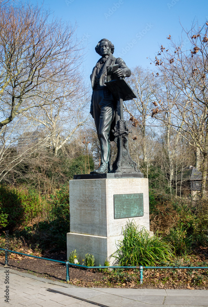 Ταπετσαρία Düsseldorf, Denkmal Felix Mendelssohn Bartholdy
