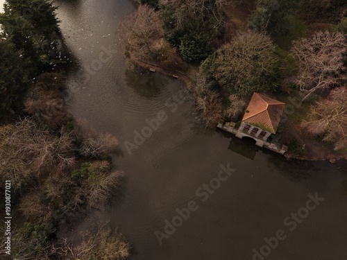 Bild auf Leinwand Birkenhead Park Victorian Bridge From Above