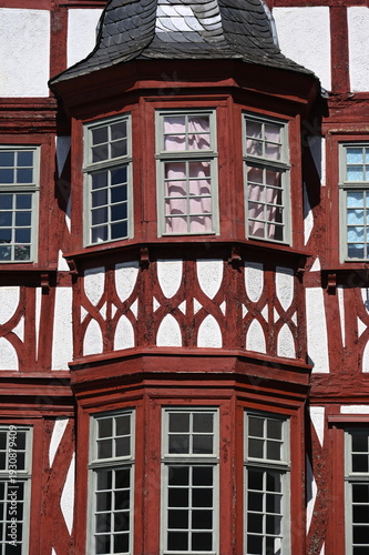 Detail einer mittelalterlichen Fachwerkhausfassade in Limburg