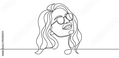 Continuous line drawing woman's face looking upwards with glasses, expressing a thoughtful and artistic minimalist aesthetic.
