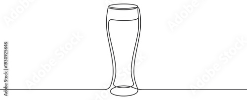 Single continuous line drawing of a tall beer glass filled with a refreshing beverage, representing simplicity and elegance.