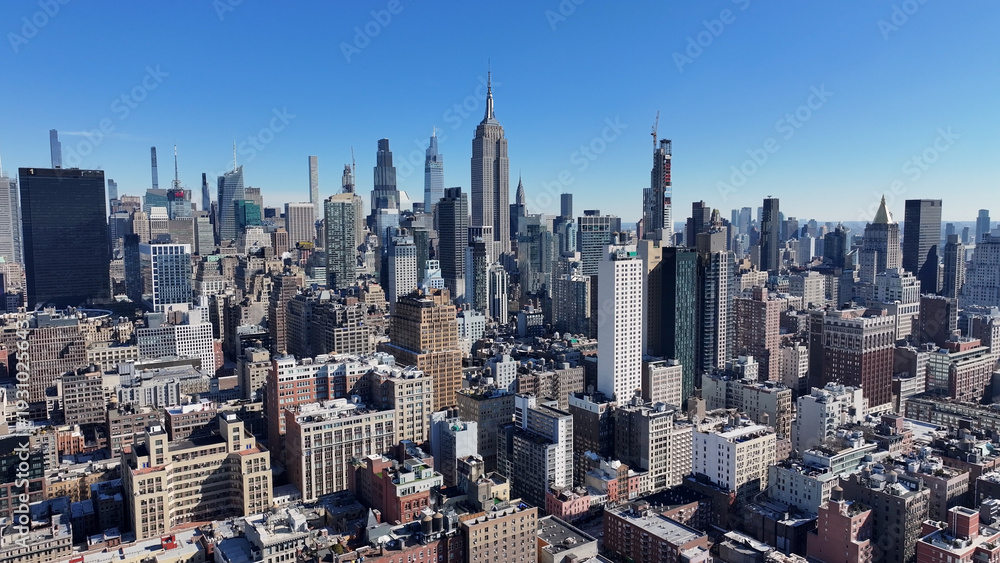 Obraz premium New York Skyline In Manhattan New York United States. Aerial View Of A High(Rise Buildings And Traffic Showcasing Urban Life. Business Sky Downtown Cityscape. Business Panning Wide.