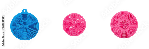 Foto Brush cleaner pad isolated on white background, silicone cosmetic brush cleaning