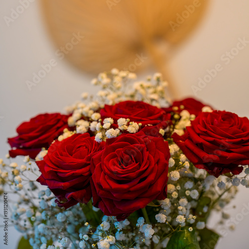 Wallpaper Mural ein Strauß mit roten Rosen Torontodigital.ca