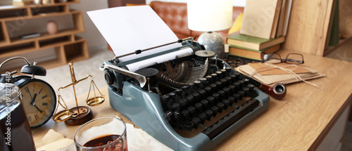 Vintage typewriter, magnify...