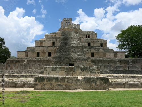 Obraz na plátně Maya Pyramide in Edzná