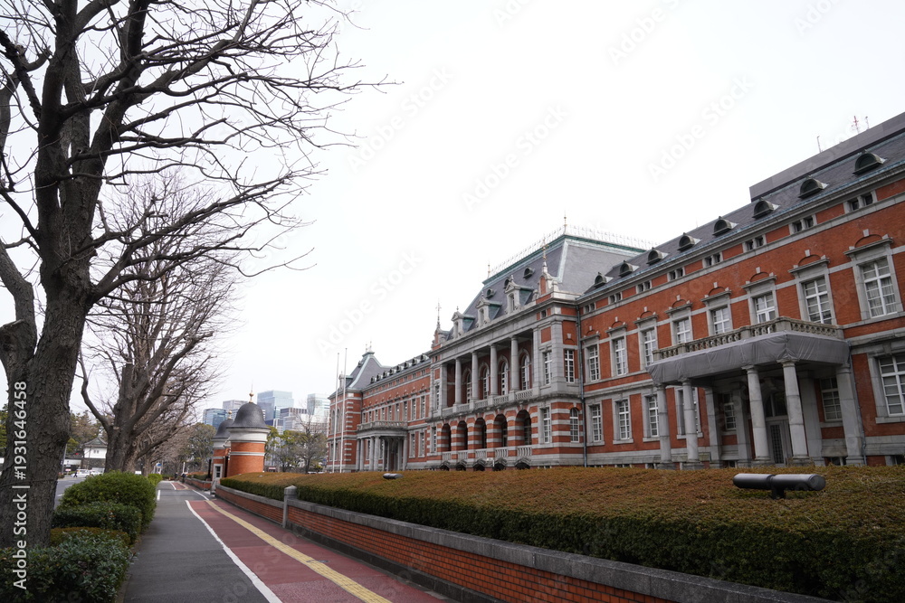 Obraz premium 法務省庁舎、赤れんがの建物、