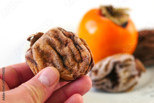 Dried persimmon,Dried persimmon is a nutritious, vitamin-rich, mineral-rich and sweet dried fruit variety