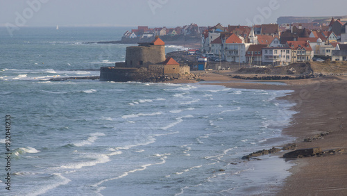 фотографія Le fort d'Ambleteuse, aussi appelé fort Vauban ou fort Mahon, est un fort situé