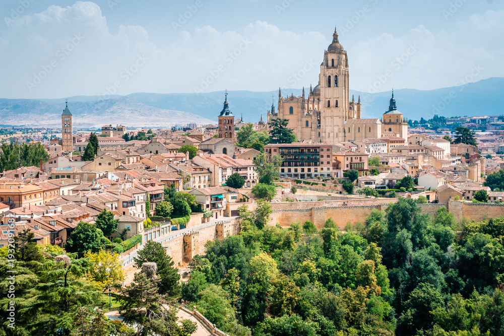 Obraz premium Segovia panorama from Alcazar