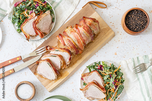 Fotografía Juicy bacon wrapped pork tenderloin