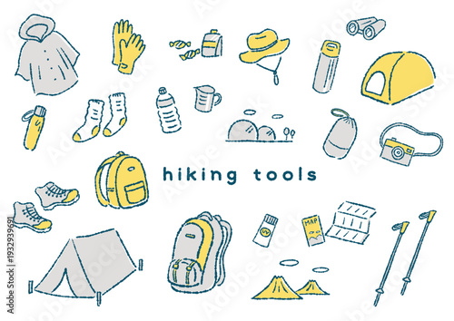 ハイキング道具の手描き風イラストセット