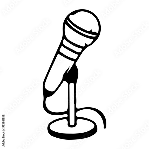 Microphone Icon Outline