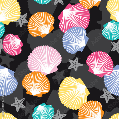 Multicolor Fun Clam Shells and Starfish Vector Seamless Pattern