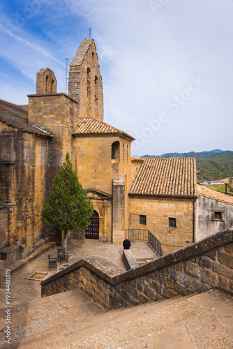 In the historic center of Sos del Rey Católico