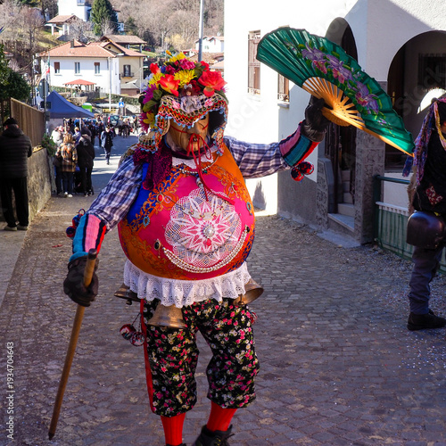 Schignano Carnival, a traditional and historic event that represents the ugly and the beautiful.