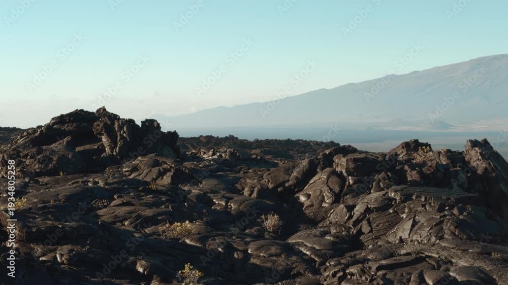 Tholeiitic basalt Lava flows (Kau Basalt) from Earth's largest active ...