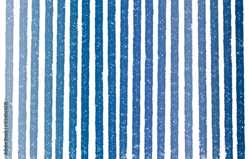 かすれ加工の縦ストライプ背景 藍色・インディゴの和モダングラデーション
