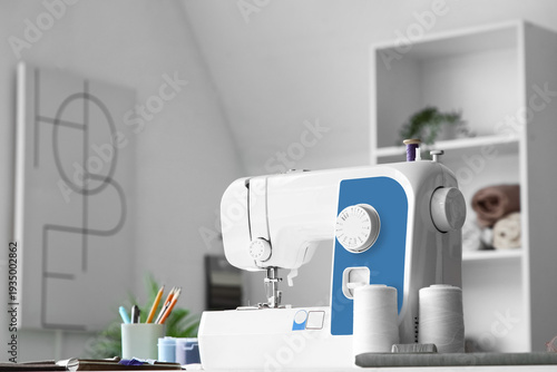 Sewing machine with thread ...
