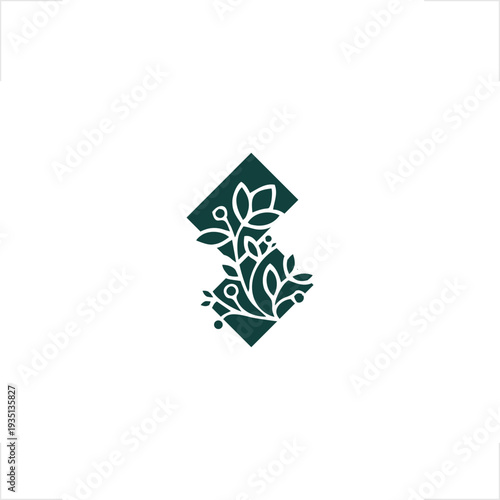 Minimalist landscape niche logo for the gardening industry, featuring a geometric topiary style perfect for florist branding, luxury ikebana studio use, bonsai nursery identity, and eco-friendly bouti