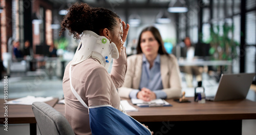Foto Painful Workplace Injury: Legal Expert Securing Compensation